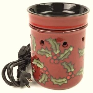 Scentsy Merry‎ Berry Full Size Red and Green Holly Holiday Wax Warmer bundle NIB